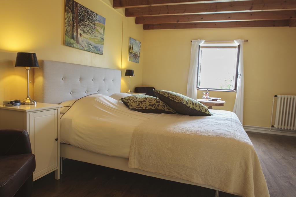 Luxury B&B Maison A Votre Sante, In Bordeaux Wine Region Savignac-de-Duras Bilik gambar
